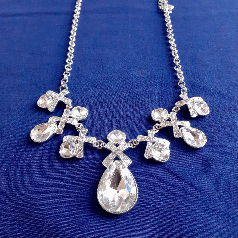 Roman Rhinestone XoXo Necklace 18”+ additional 3”
